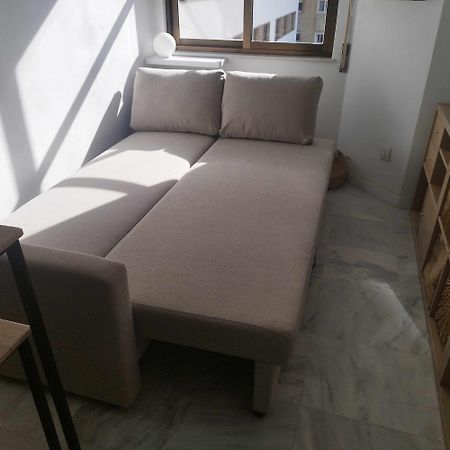 Encantador Apartamento Frente A La Playa Victoria Apartment Cadiz Bagian luar foto
