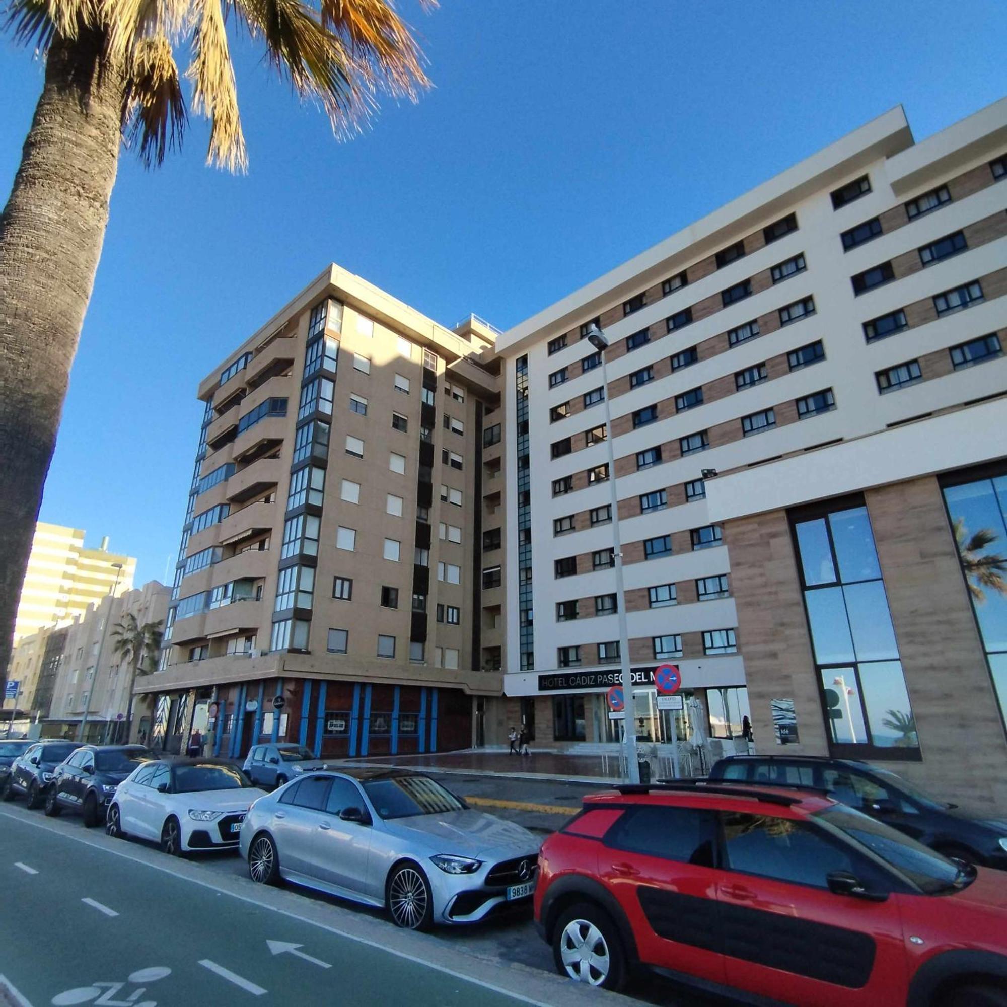 Encantador Apartamento Frente A La Playa Victoria Apartment Cadiz Bagian luar foto
